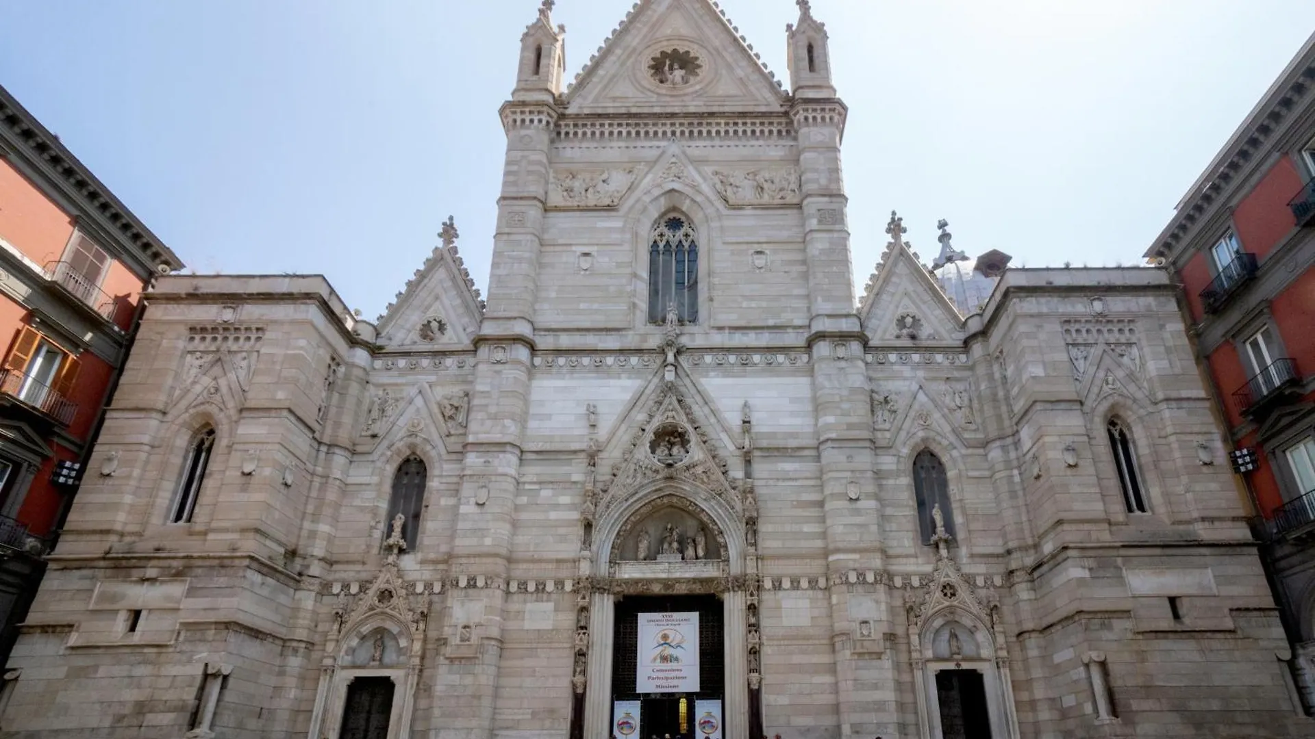 Il Duomo A Due Passi contacts