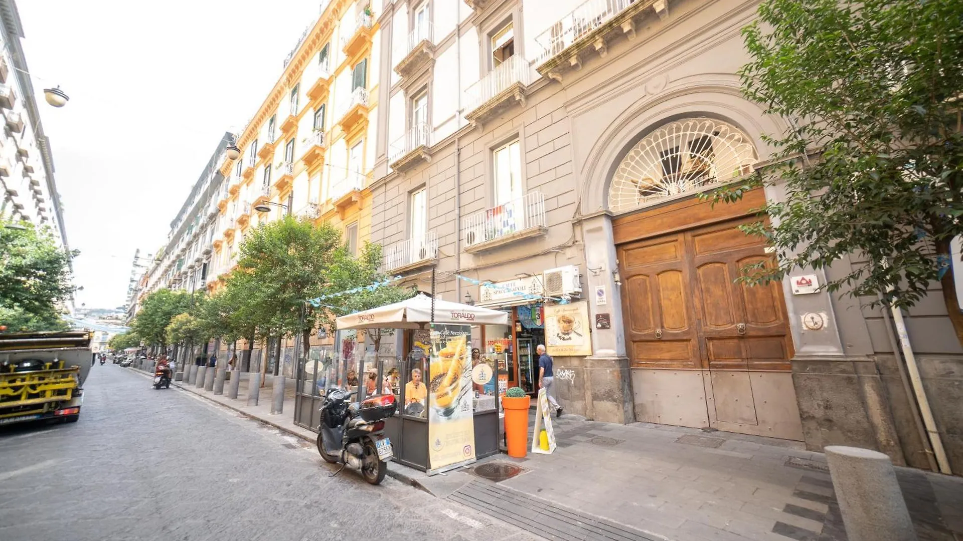 Il Duomo A Due Passi Apartment Naples